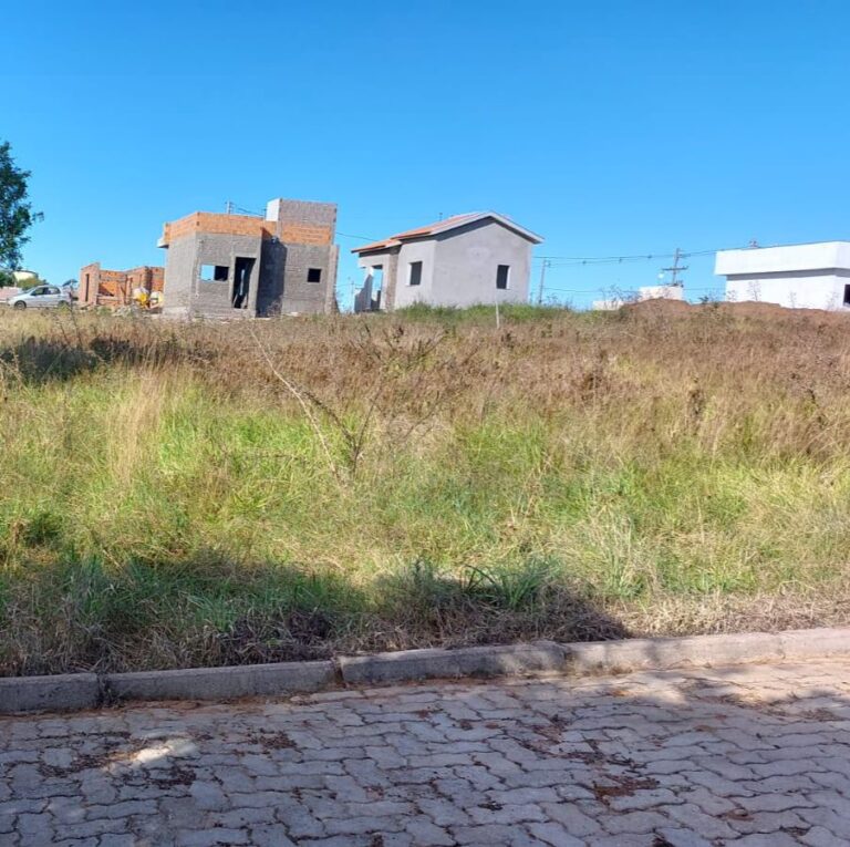 Excelente terreno no bairro Dona Tereza