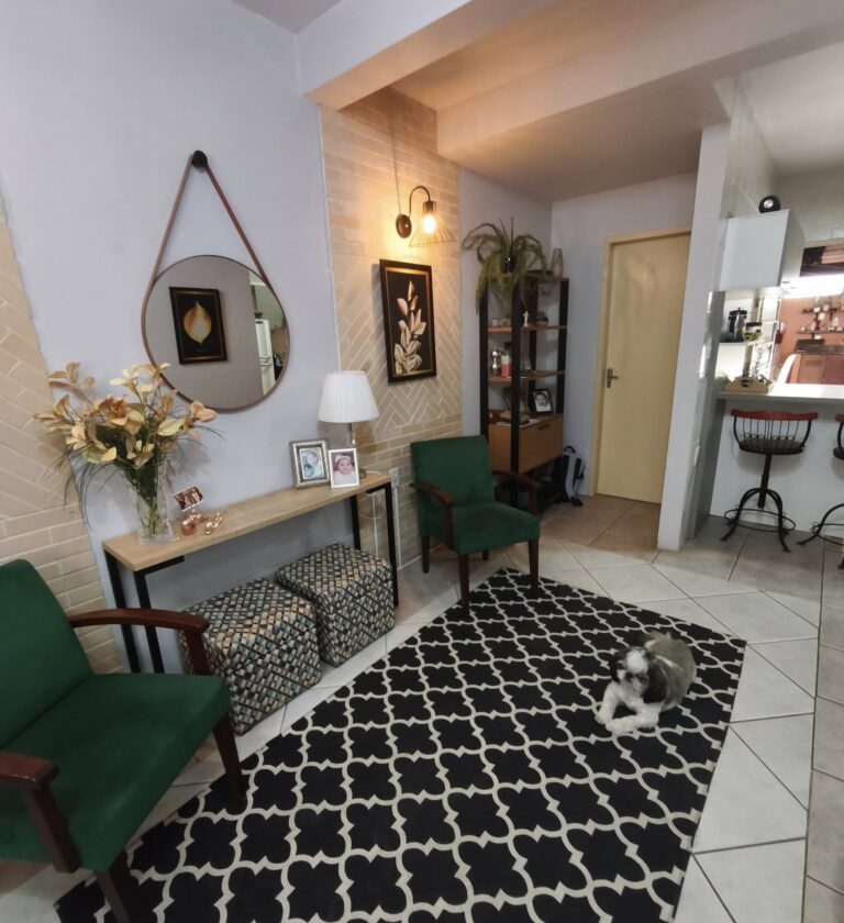 Duplex com anexo no bairro São José